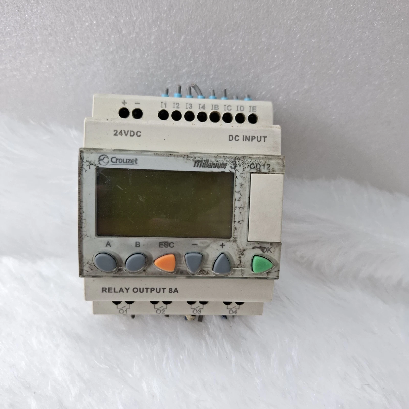 CROUZET MILLENIUM3 CD12 PLC Programmable Logic Controller Smart Relay